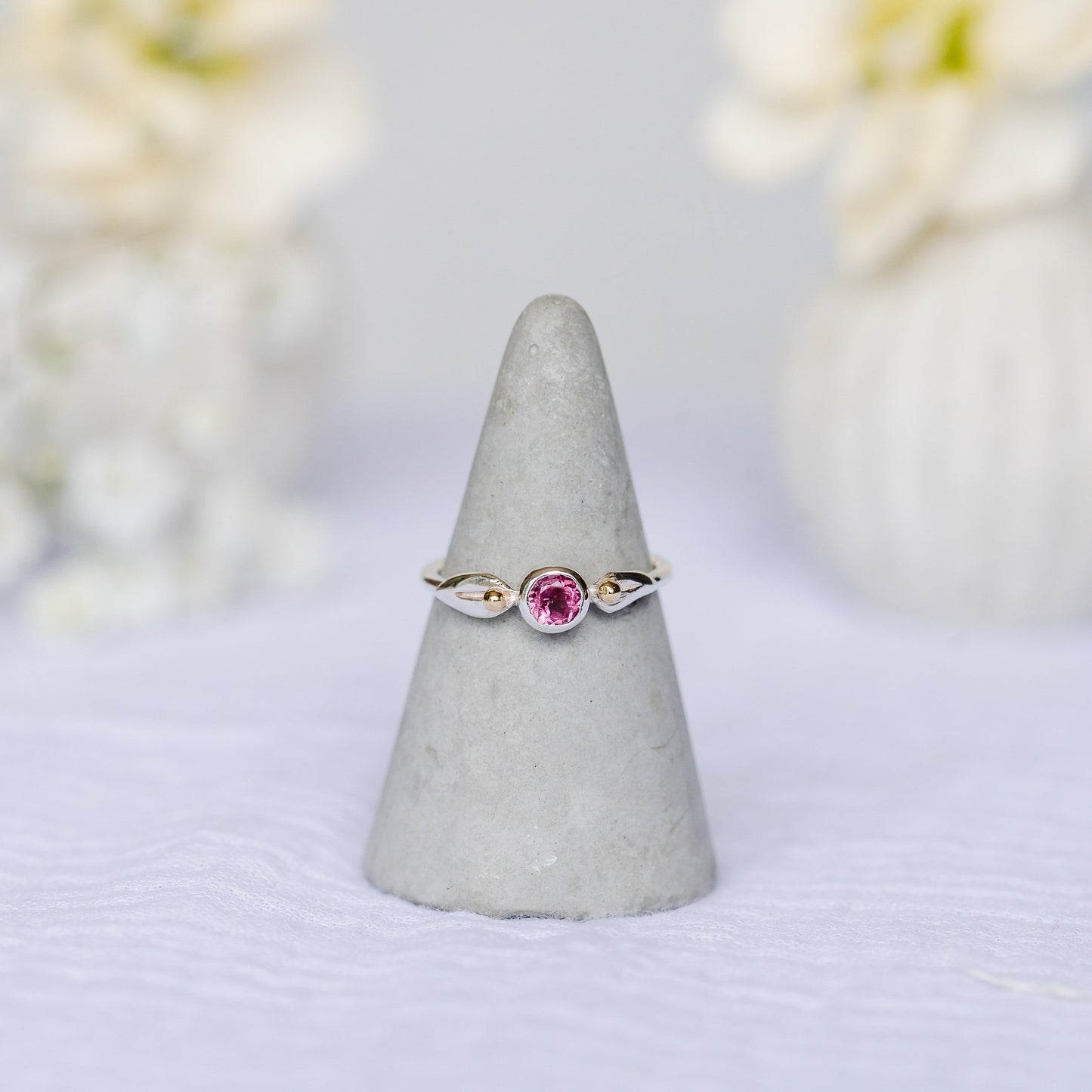 Botanical ring, sterling silver with rhodolite garnet