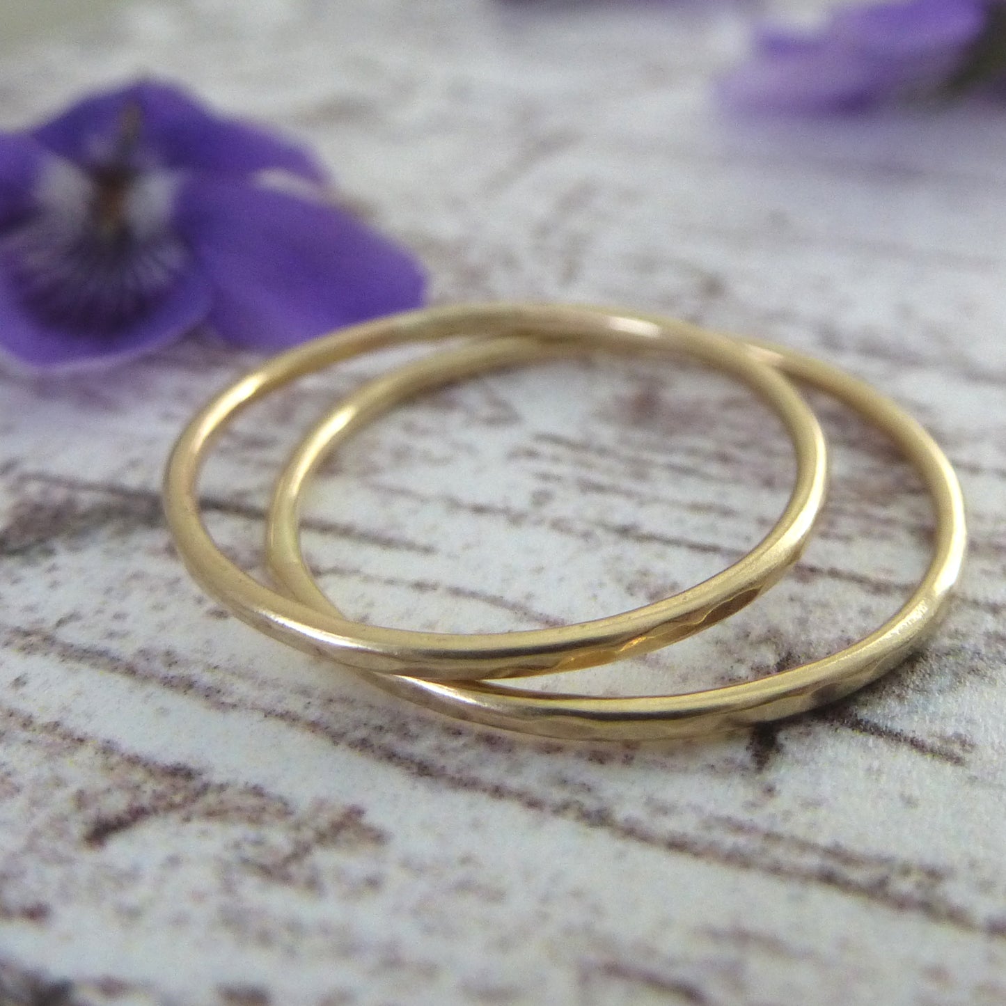 Skinny hammered band ring - 9ct yellow gold
