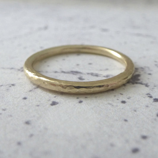 9ct Gold Ring - 2mm halo band - 9ct yellow gold - Hammered or Smooth