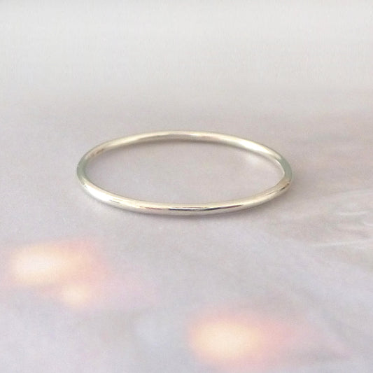 Thin smooth gold ring - 9ct white gold