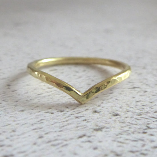 Bespoke 18ct yellow gold wishbone wedding ring