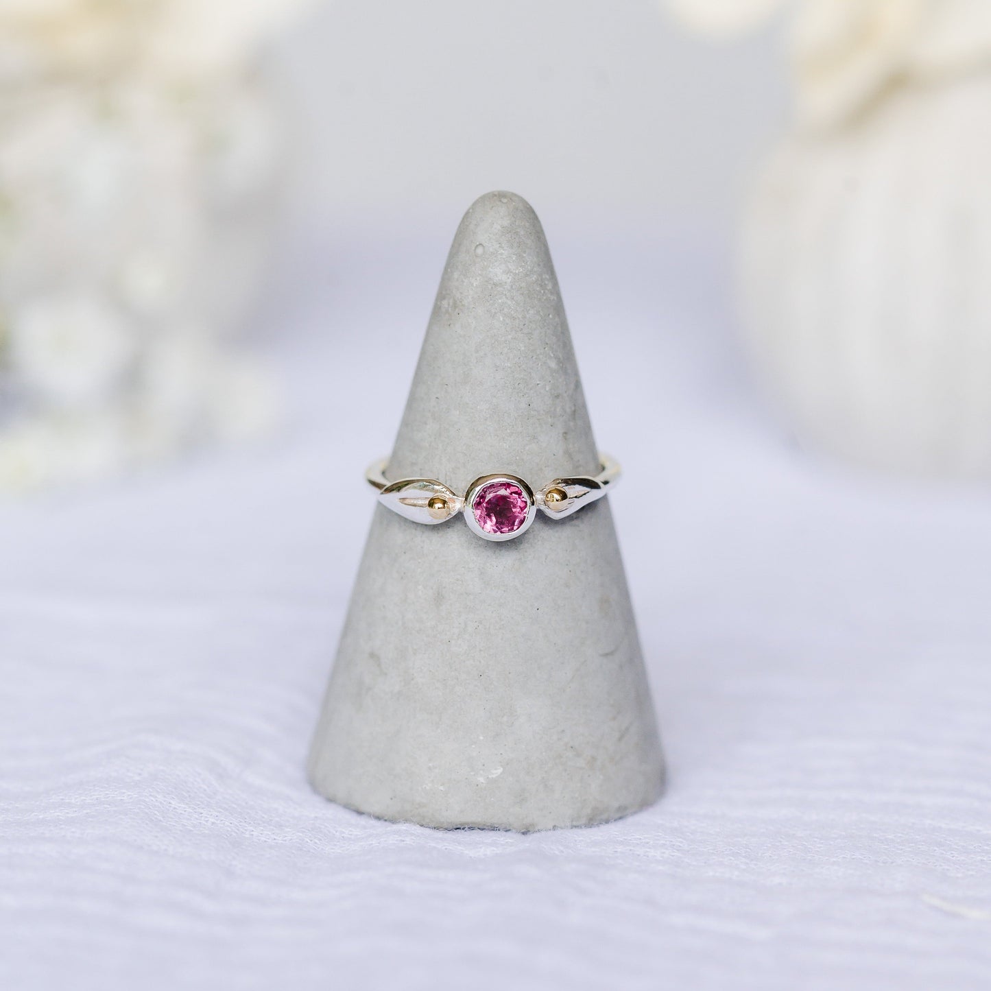 Botanical ring, sterling silver with rhodolite garnet