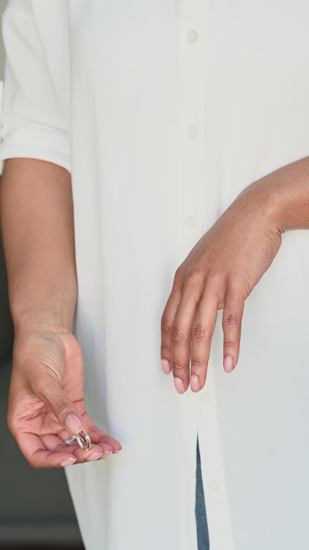 Video of a slim carved wedding ring in sterling silver