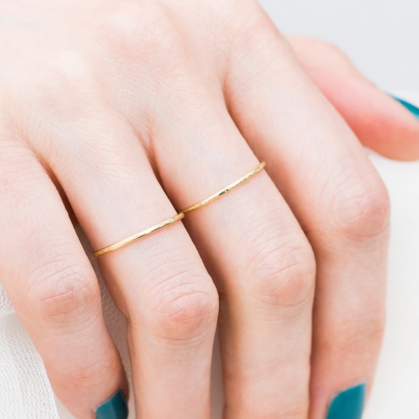 Skinny band ring - 18ct yellow gold