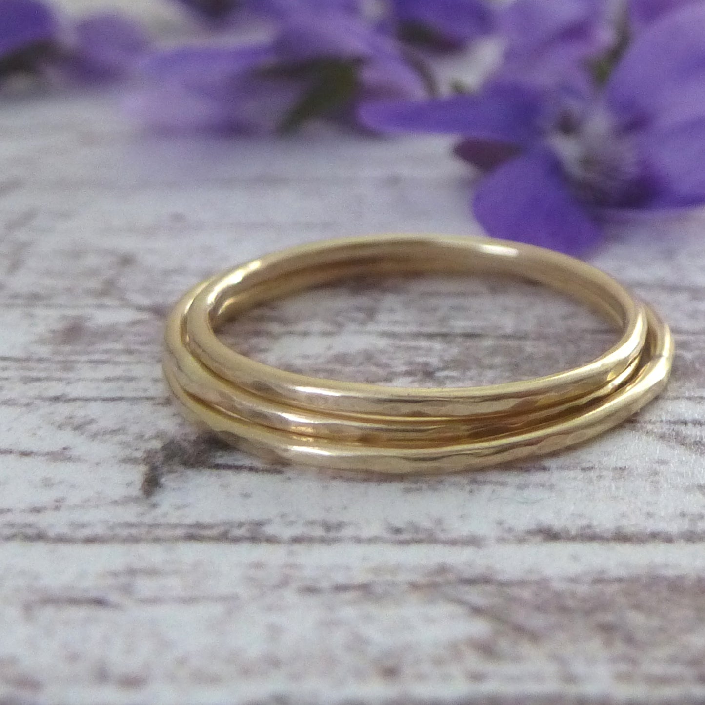 Skinny hammered band ring - 9ct yellow gold
