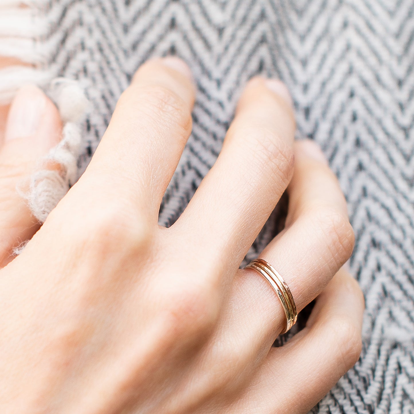 Skinny hammered band ring - 9ct rose gold